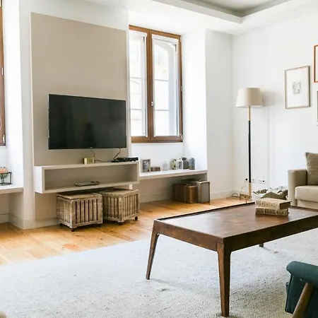 Plum Guide - Criss Cross Apartment